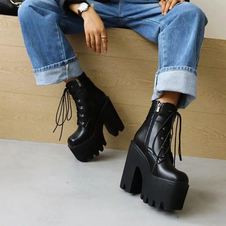 Antonia Platform Boots