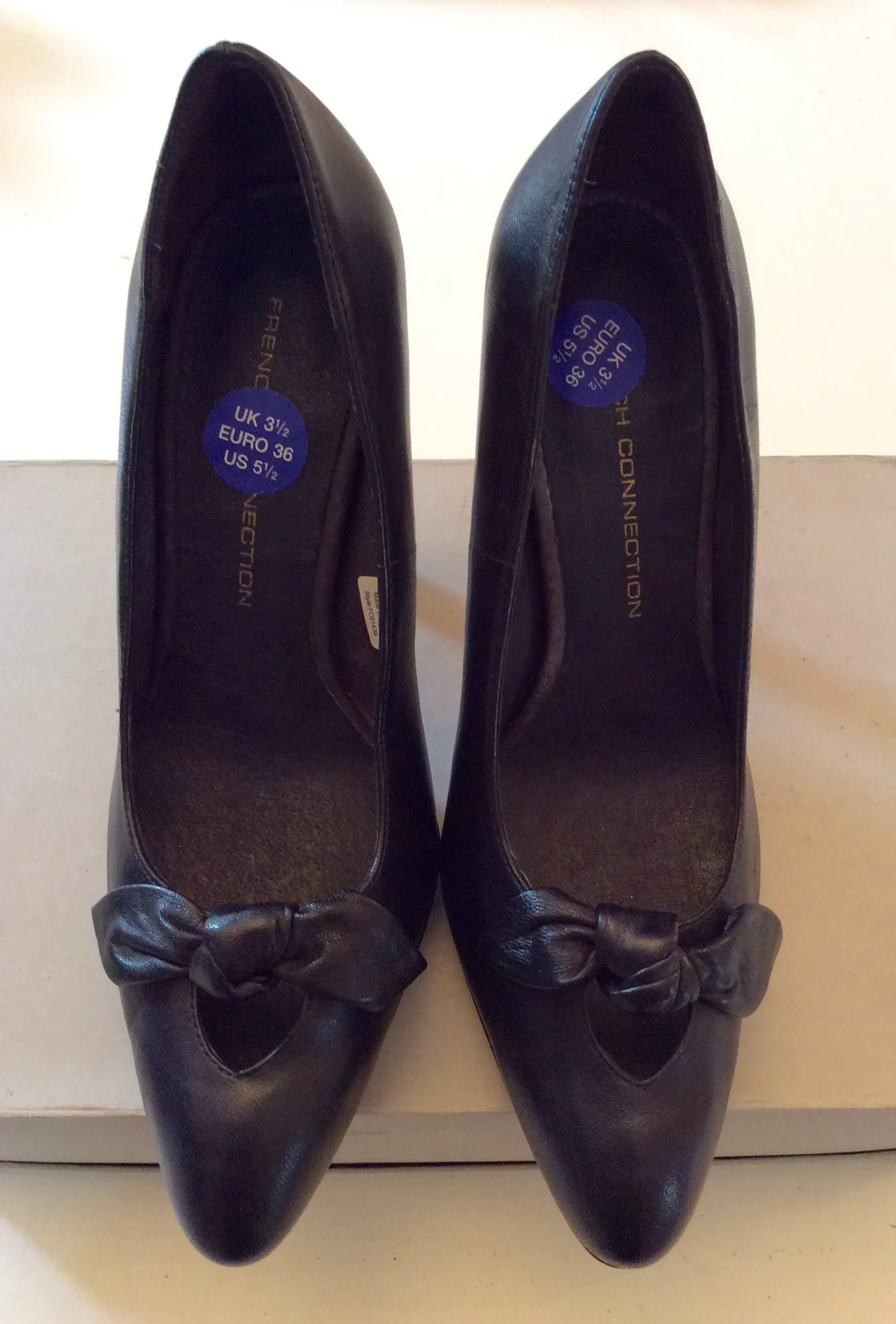 BRAND NEW FRENCH CONNECTION BLACK LEATHER HEELS SIZE 3.5/36