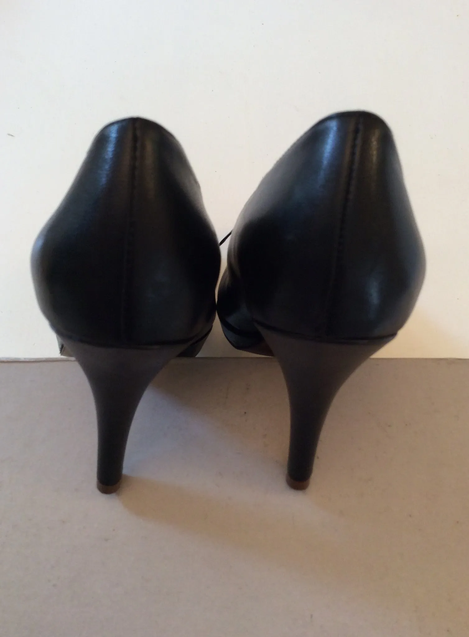 BRAND NEW FRENCH CONNECTION BLACK LEATHER HEELS SIZE 3.5/36