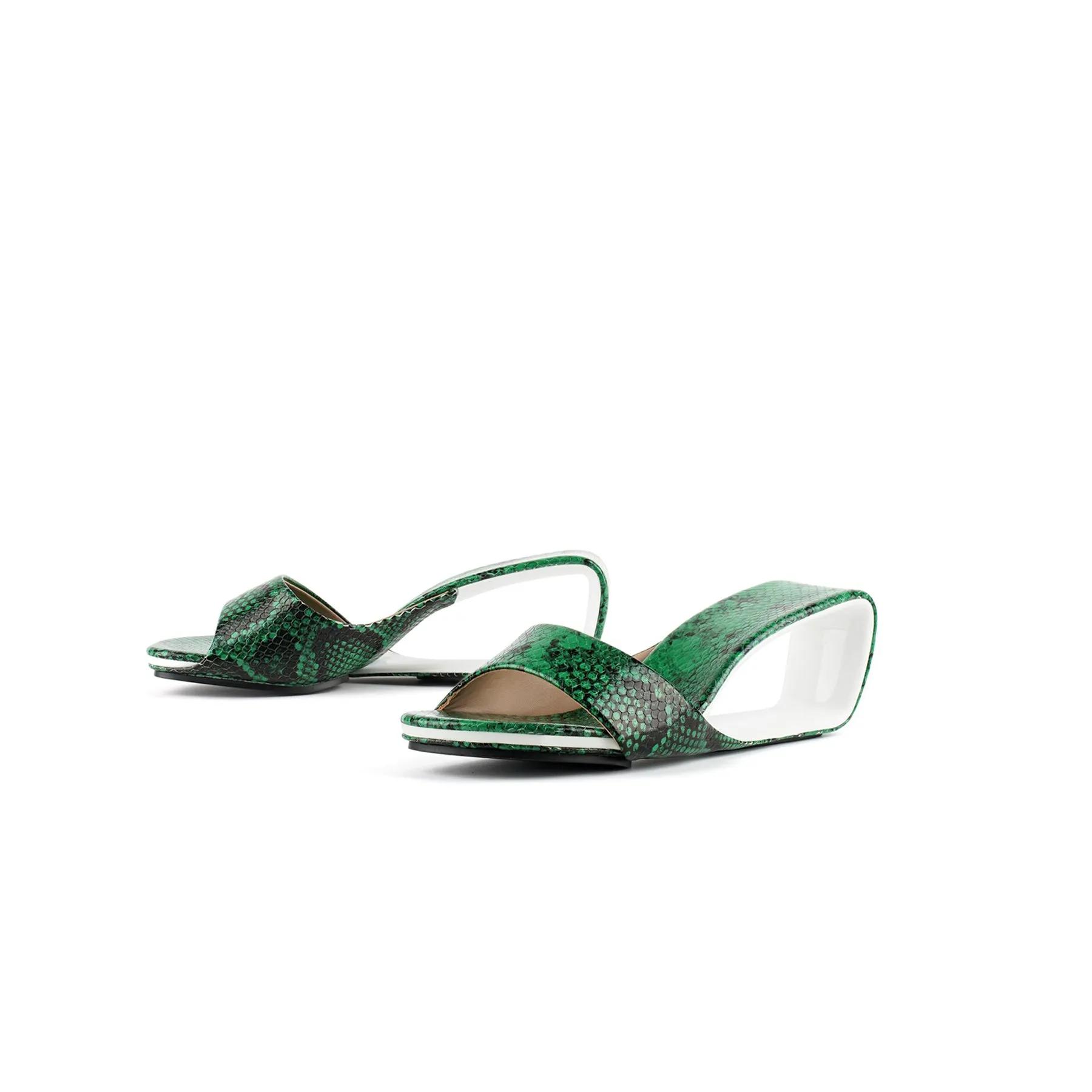 Dreamy Hollow Wedge Sandals