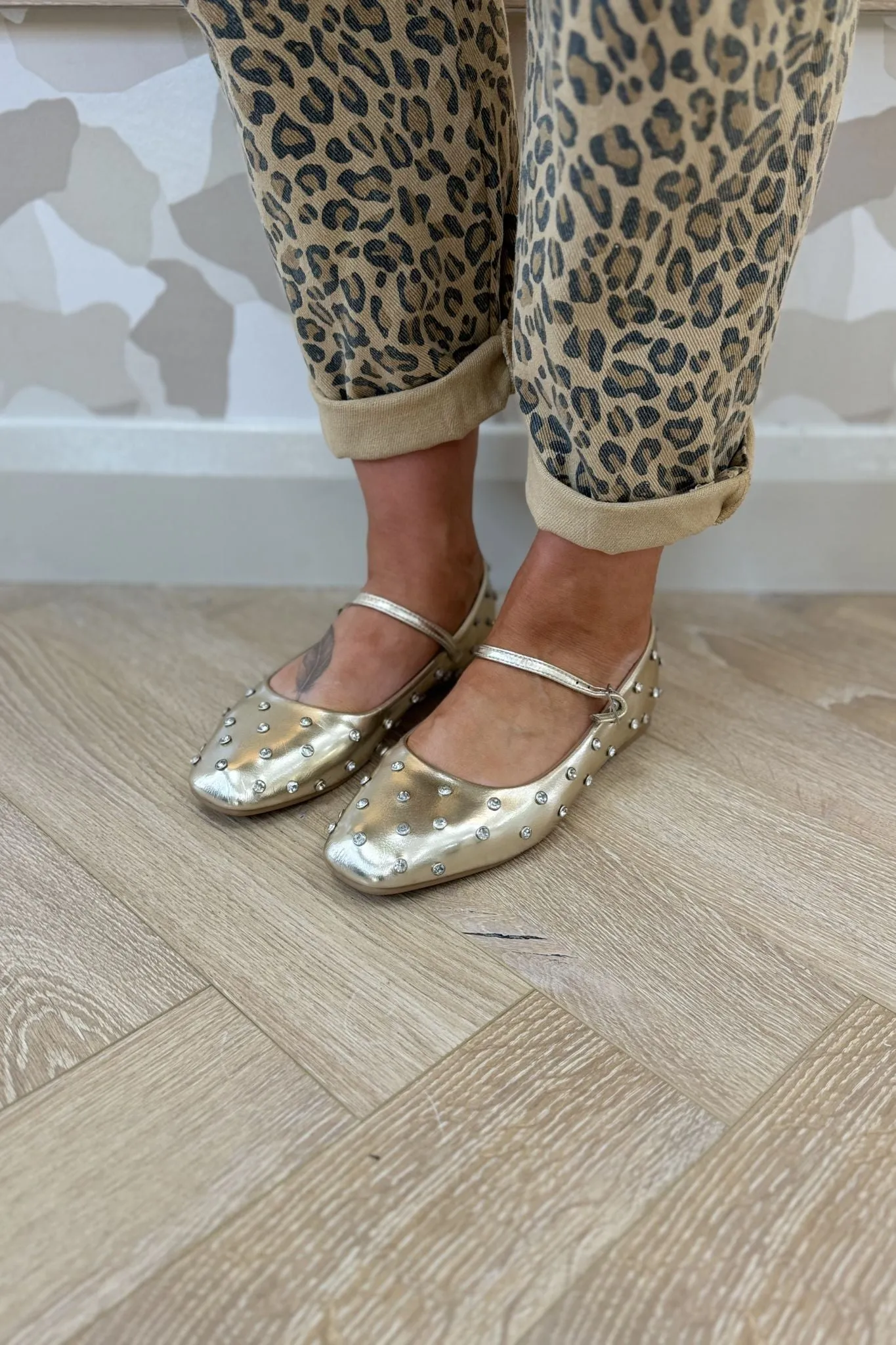 Ellen Studded Flats In Gold