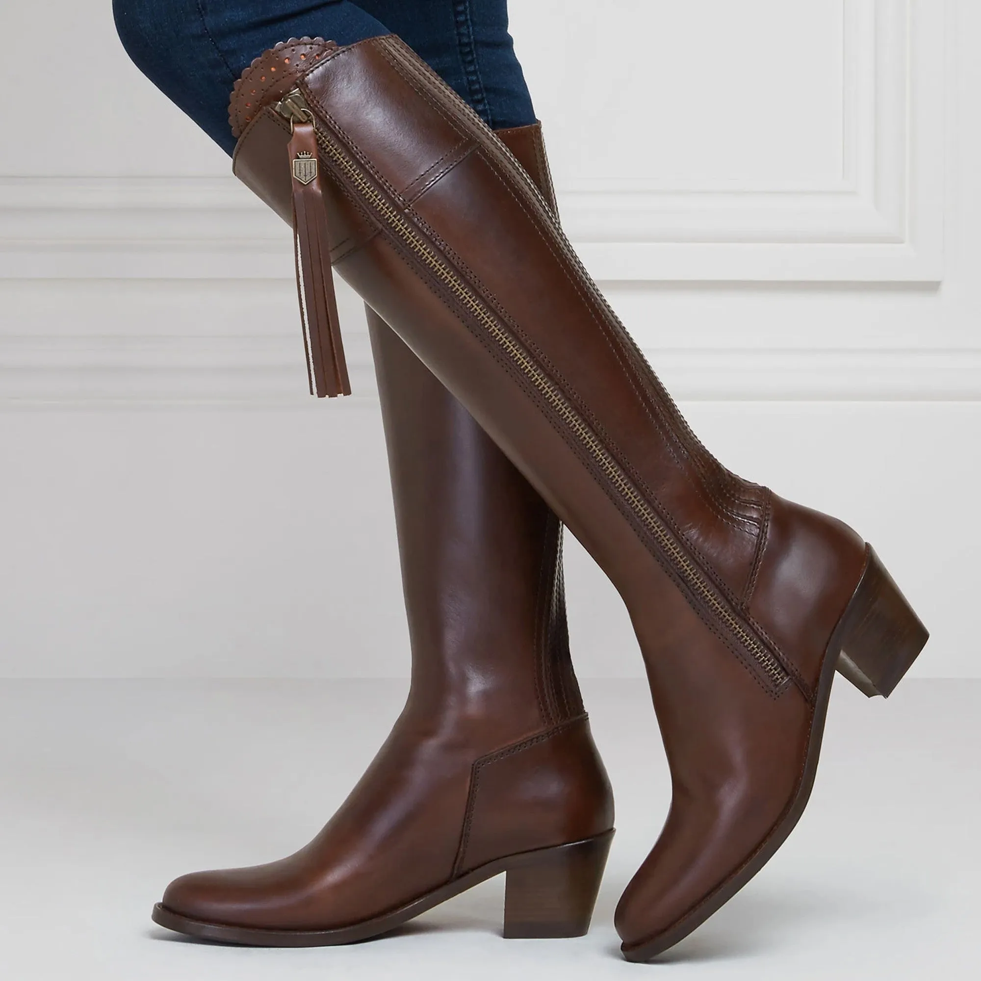 Fairfax & Favor Heeled Regina Leather Boot