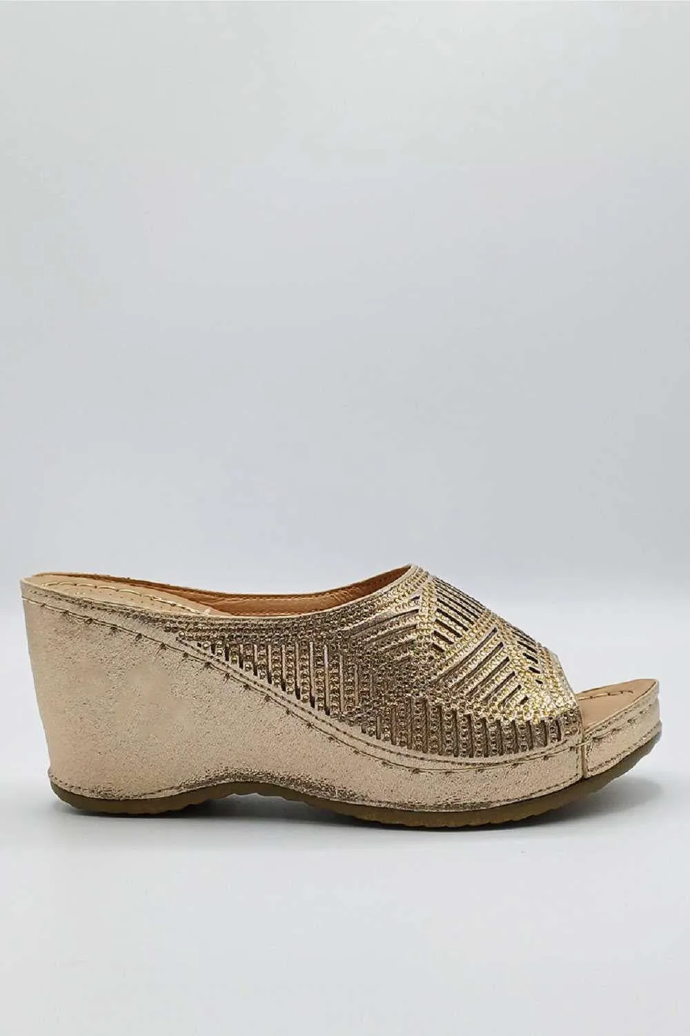 Soleil Diamante Strap Wedges in Gold